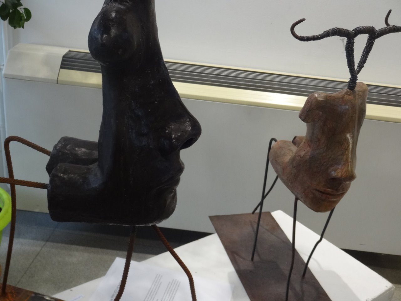 la minotaure : sculpture
					béton